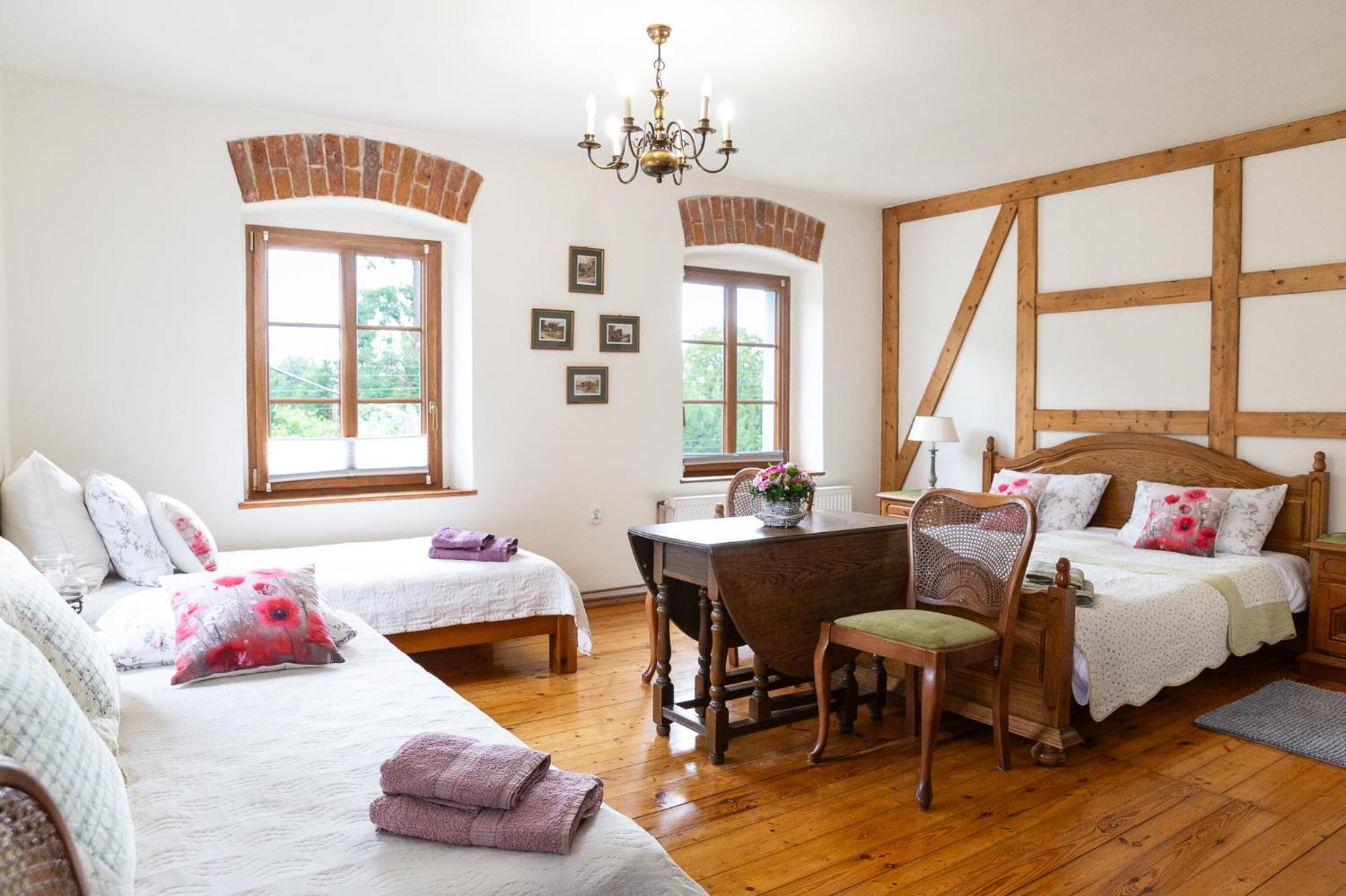 Biala Kalina Kaczawy Hotel Świerzawa Kültér fotó
