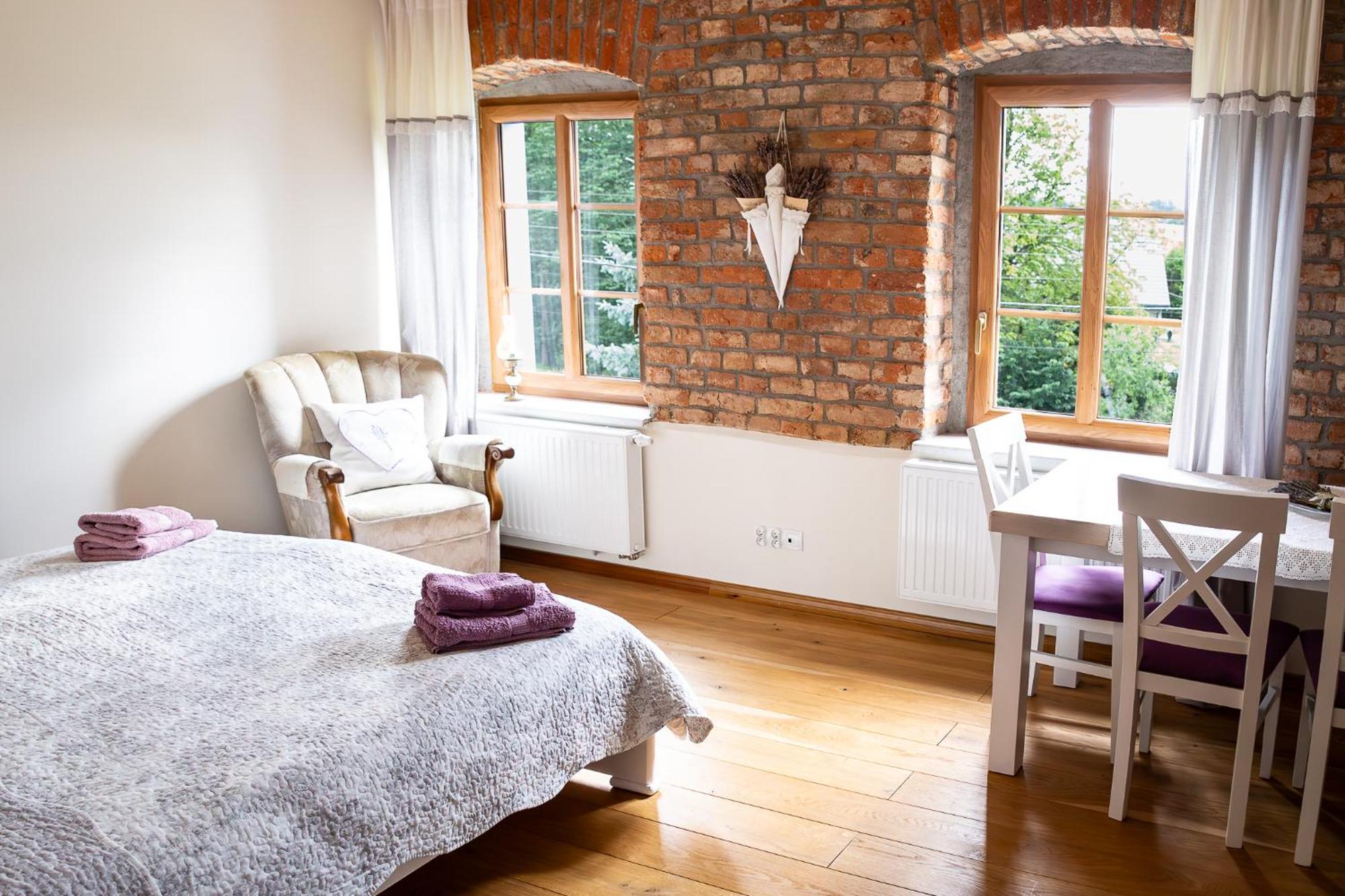 Biala Kalina Kaczawy Hotel Świerzawa Kültér fotó